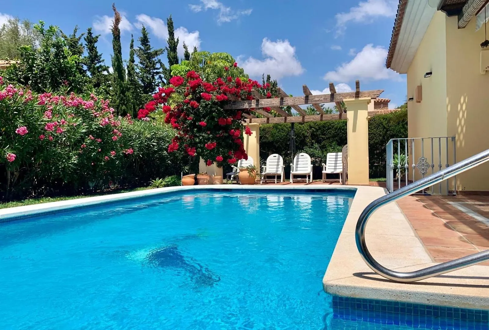 Villa Moumi Marbella 0*,