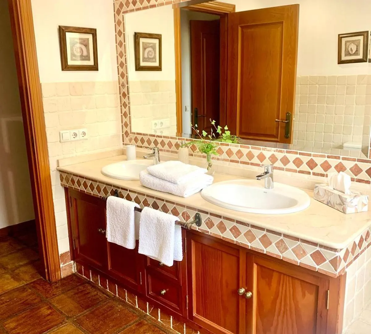 Villa Moumi Marbella 0*,  Spain